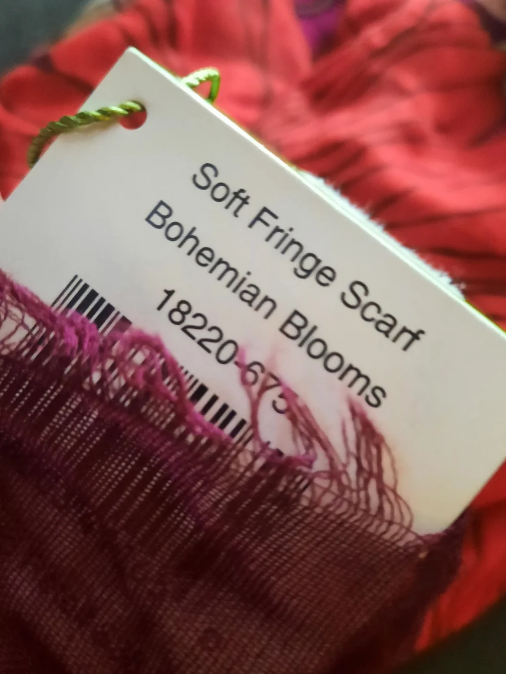 🌷Vivacious⚘️100% Viscose Vera Bradley Scarlet, Fushia & Violet Floral Scarf